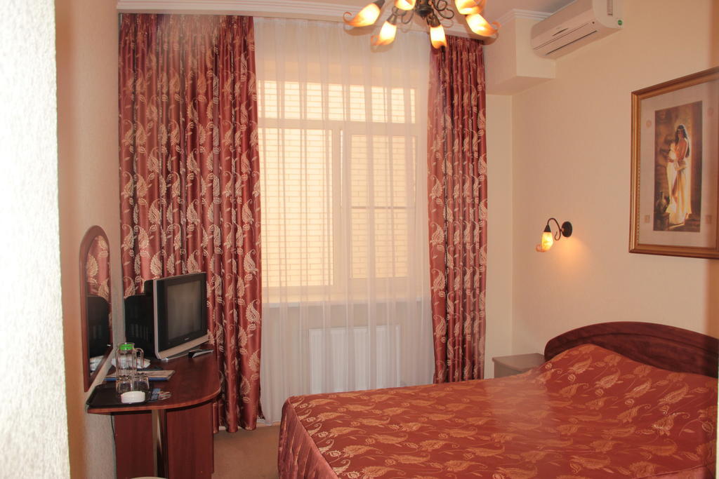 Romantic Hotel Krasnodar Zimmer foto