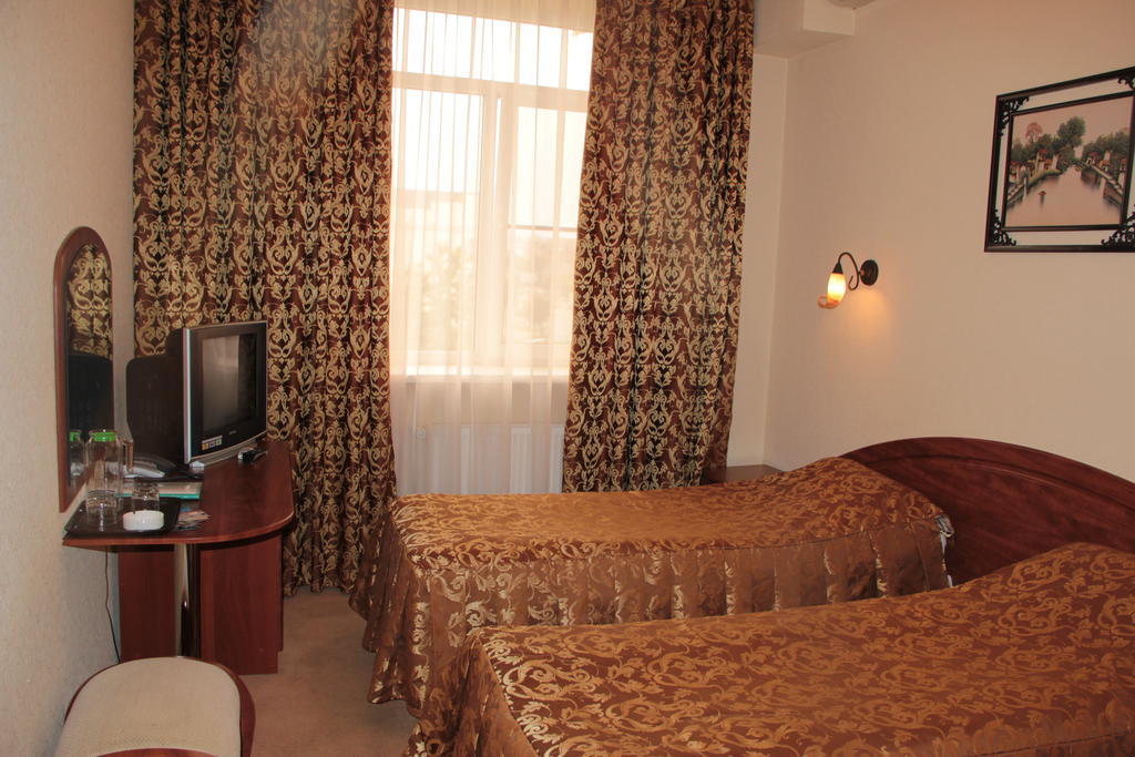 Romantic Hotel Krasnodar Zimmer foto